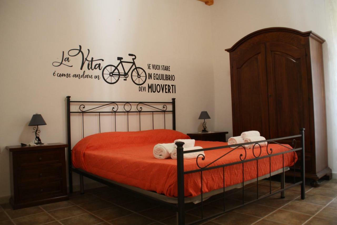 Gaeta Via Indipendenza Bed & Breakfast ภายนอก รูปภาพ