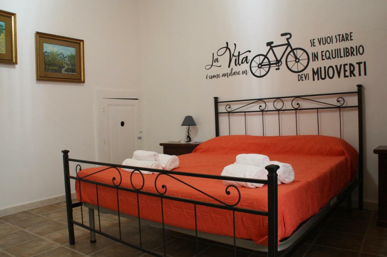 Gaeta Via Indipendenza Bed & Breakfast ภายนอก รูปภาพ